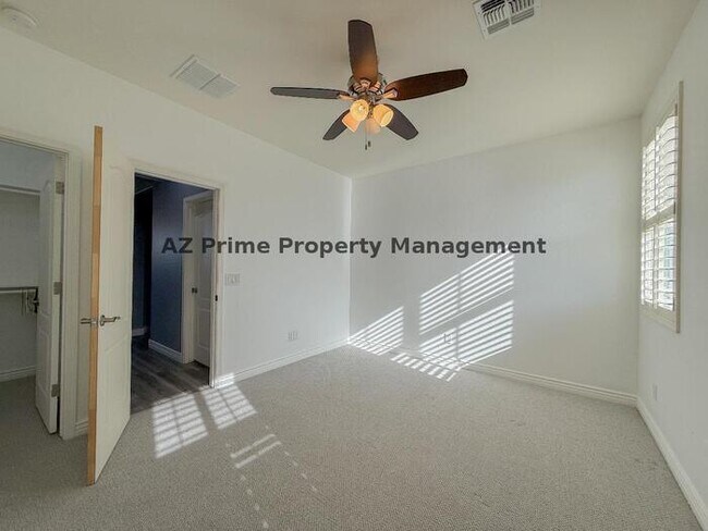 Building Photo - 18649 W Williams St