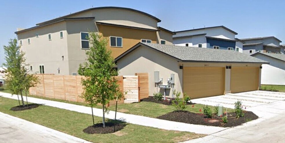Building Photo - 5801 Charles Merle Dr.