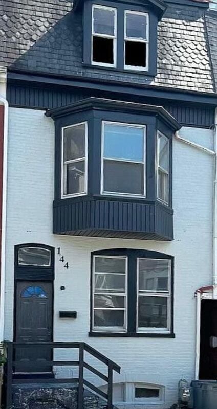Building Photo - 144 W Jackson Street - C