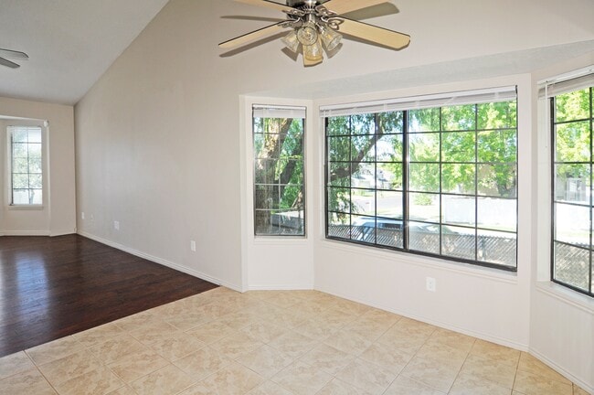 Building Photo - 1179 E 2450 N