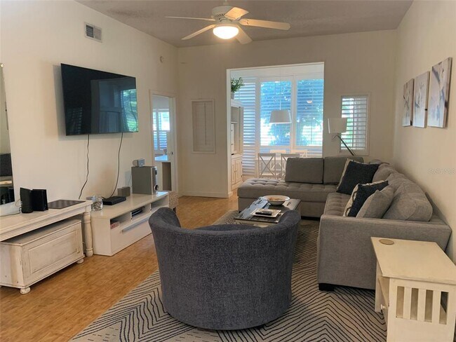 Building Photo - 3605 54th Dr W