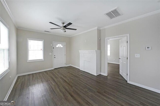 Building Photo - 983 Harwell St NW