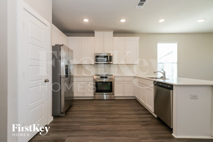 Building Photo - 18436 Idyllic Aly