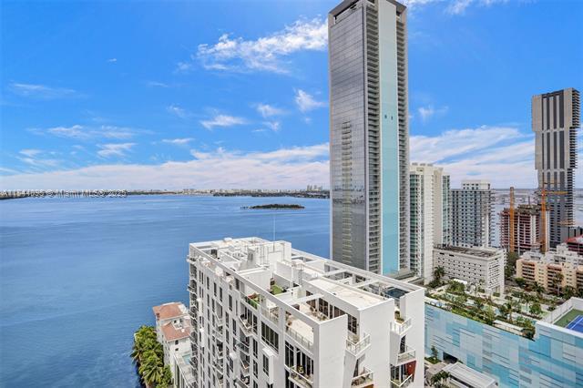 Building Photo - 460 NE 28th St