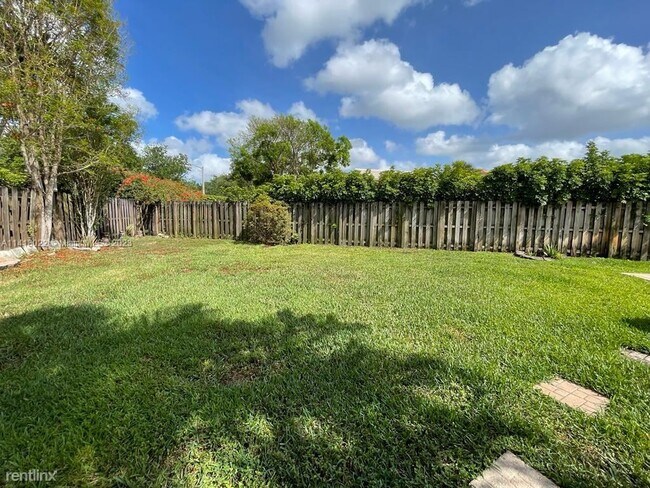 Building Photo - 3 br, 2 bath House - 1201 NW 170th Ave