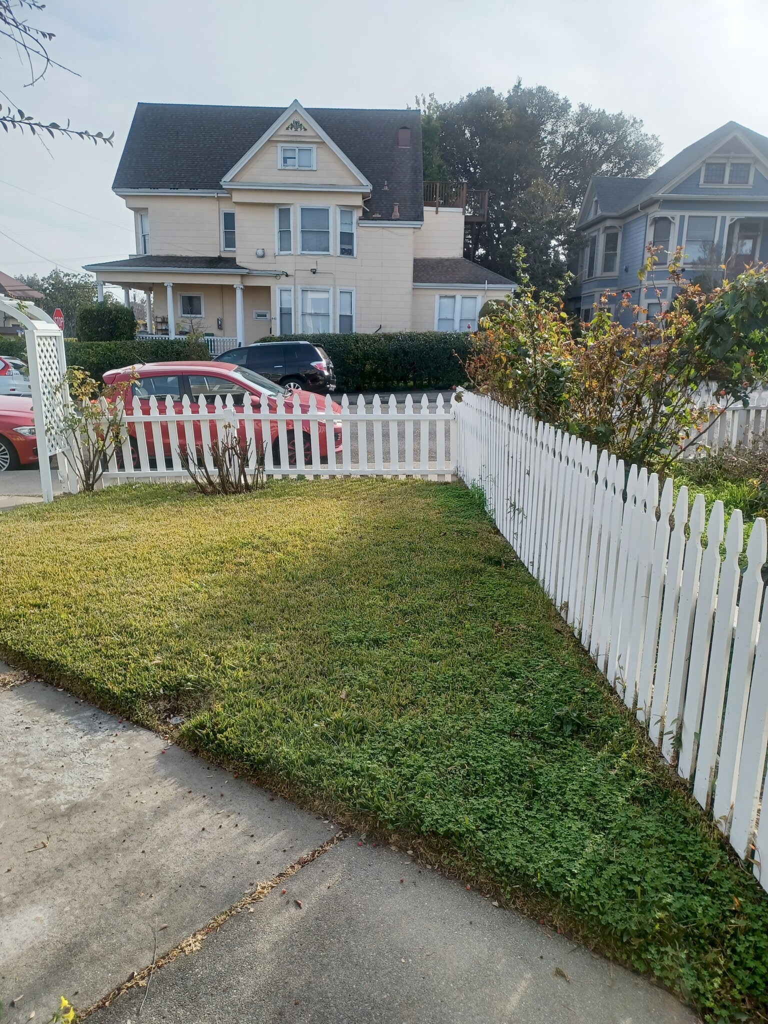 Building Photo - 944 Virginia St