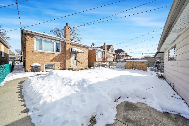 Building Photo - 5424 S New England Ave