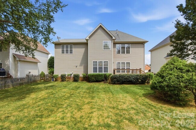 Building Photo - 16903 Hampton Trace Rd