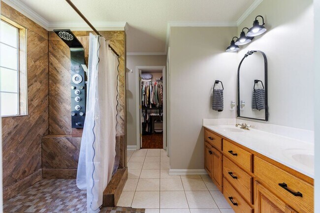 Building Photo - 4614 Briarberry Dr