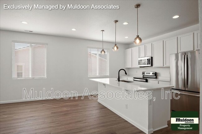 Building Photo - 2212 Sunrise Ln