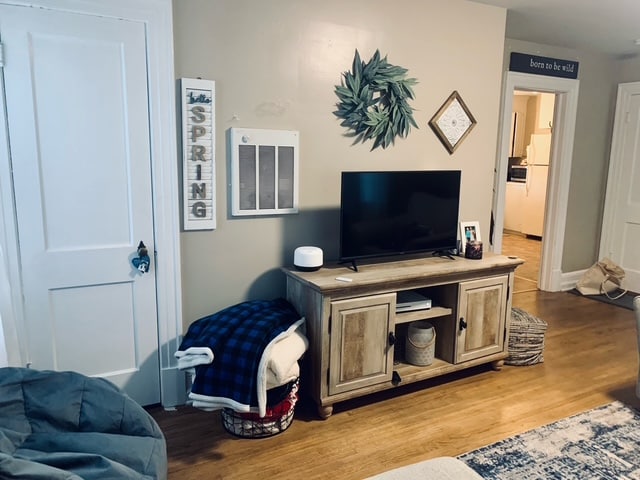 Building Photo - 601 Pitt St