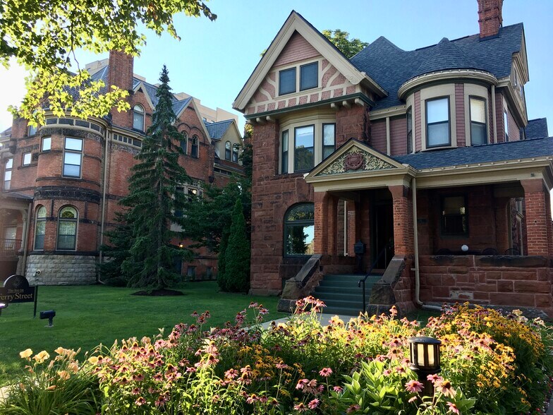 Other East Ferry Historic District homes - 455 E Ferry St