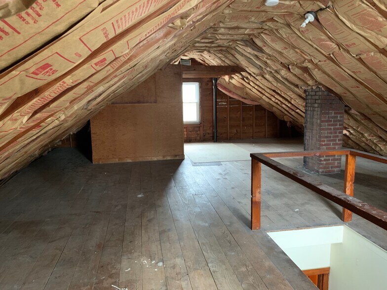 Attic - 2308 Wilkes Ave