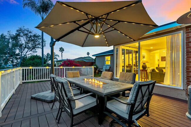 Building Photo - 4853 Twain Ave