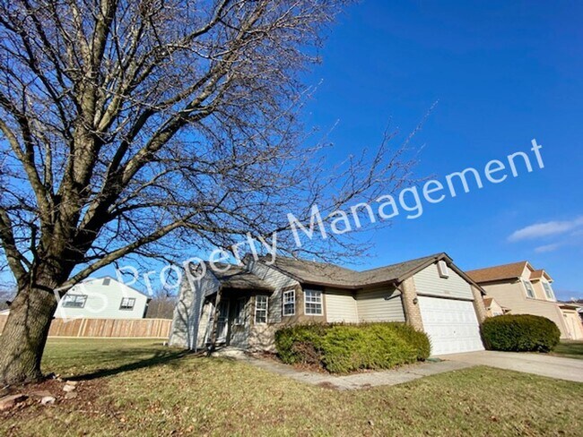 Building Photo - Stunning 4 Bedroom 2 Bathroom Tri-Level Ho...