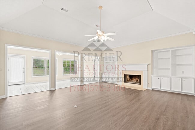 Building Photo - 6157 Bristol Blvd