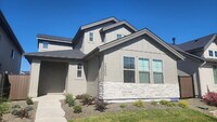 Building Photo - Functionality and convenience! Minutes from one of Meridian's most fantastic parks, with pools, p...