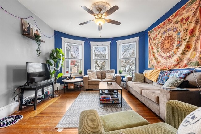 Building Photo - 21 Thornley St