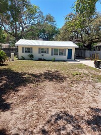 Building Photo - 4203 Leonard St
