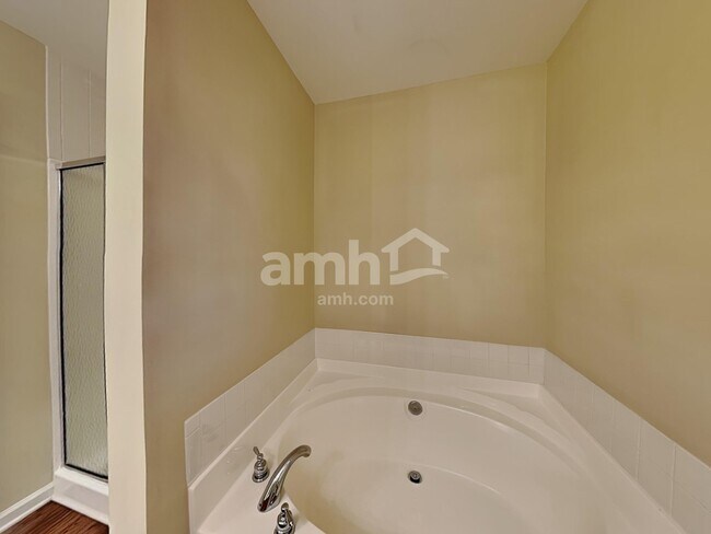 Building Photo - 110 Harper Ridge Ct