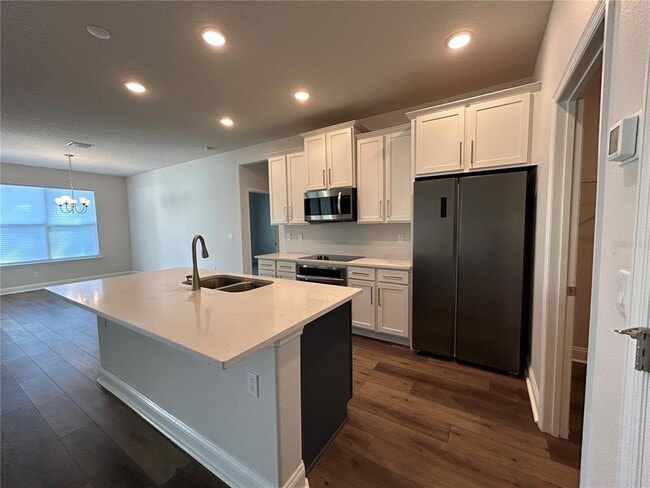 Building Photo - 20 Whittlesey Ln