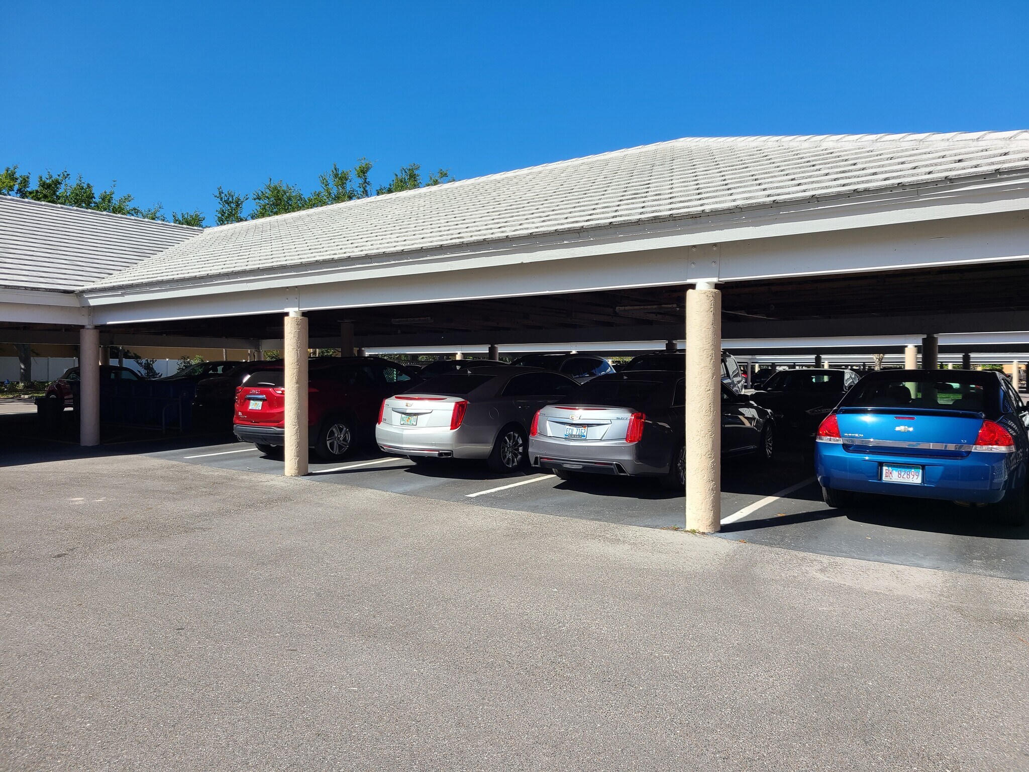 Building Photo - 4530 Pinebrook Cir