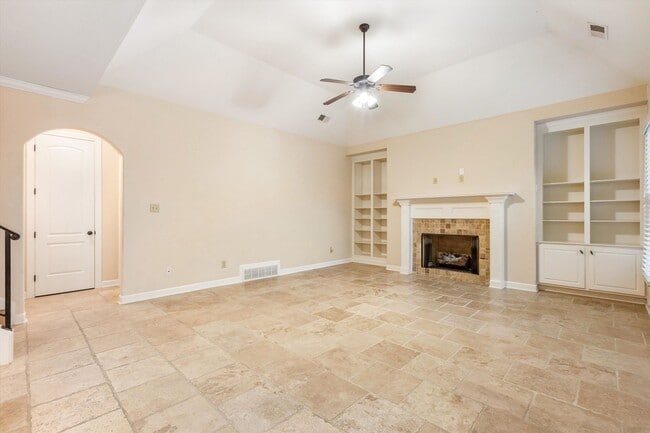 Building Photo - 1651 DE HAIG Ln