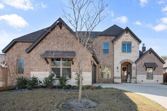 Building Photo - 4434 Verbena St