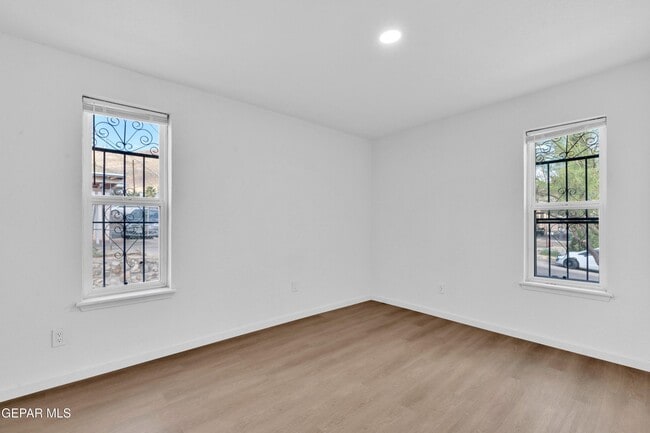 Building Photo - 2520 San Jose Ave