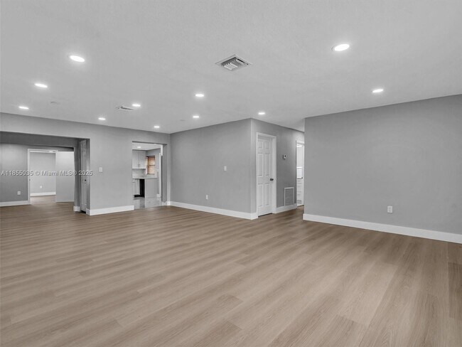 Building Photo - 19021 NW 23rd Ct