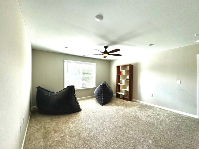 Building Photo - 321 Heritage Regency Dr