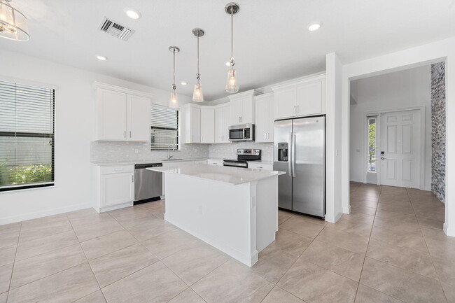 Building Photo - 3270 Dunning Dr