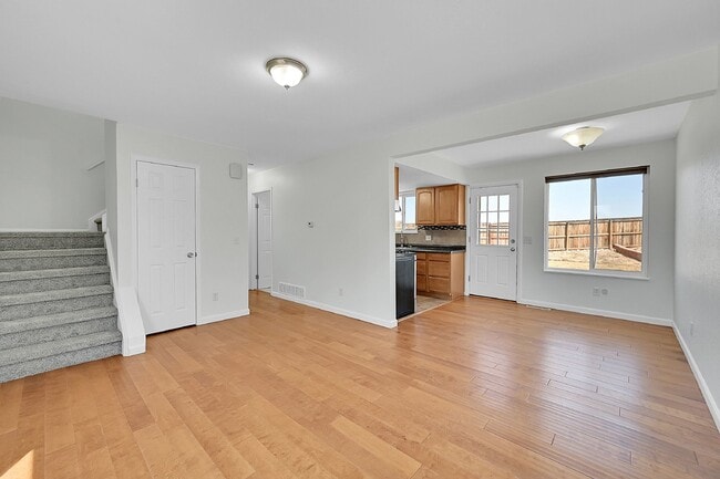 Building Photo - $2,495.00, 3 bed, 2 bath located in Westminster.