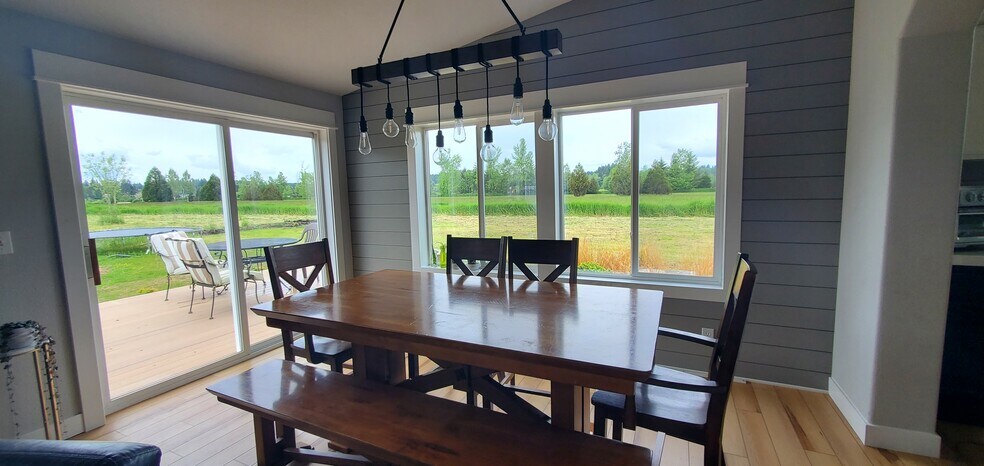 Building Photo - 38100 NE 164th Ave