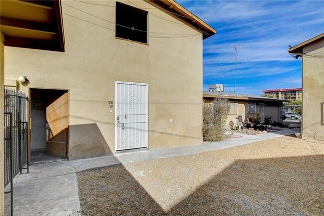 Building Photo - Completely Updated and Move-In Ready, 2 bedroom, 1 bath first floor unit!