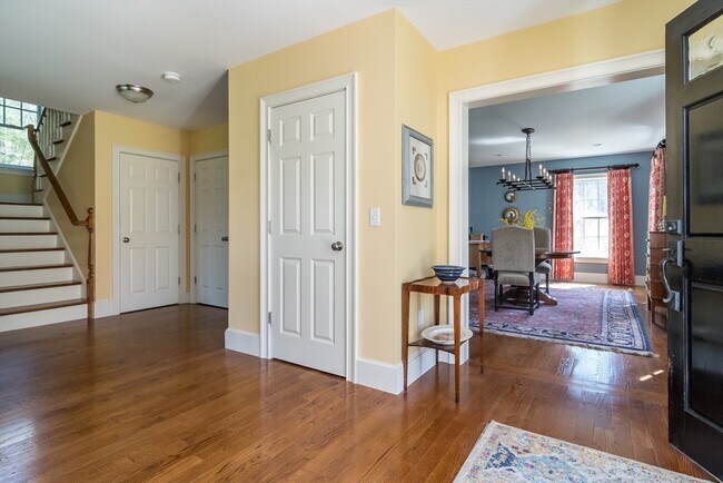 Building Photo - 25 Nason Hill Ln