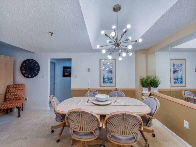 Building Photo - 100 Moss Ridge