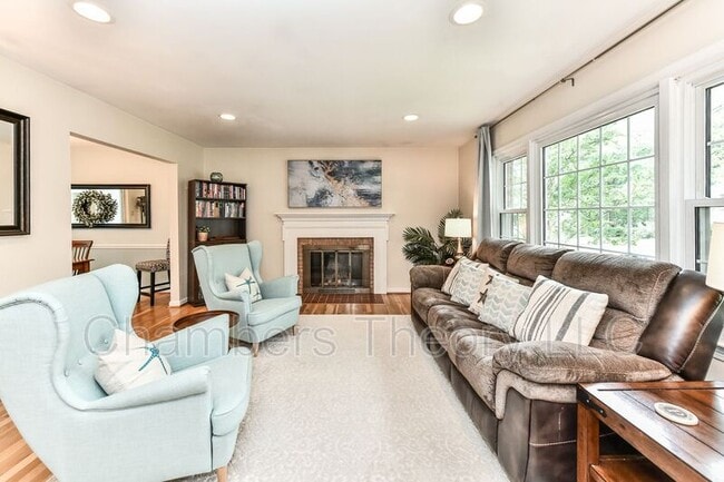 Building Photo - 7807 Suffolk Ct