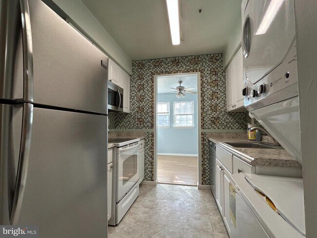 Building Photo - 8591 Falls Run Rd