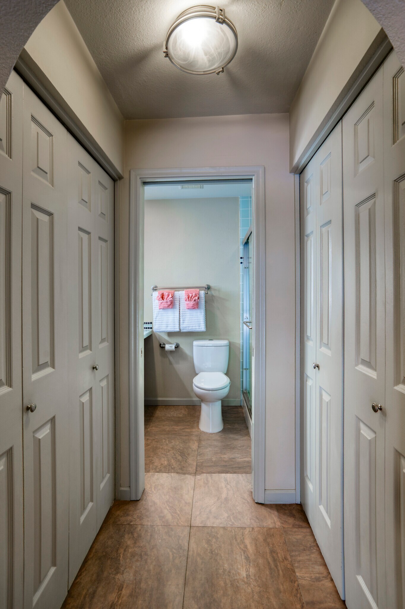 Building Photo - 14481 N Kings Way