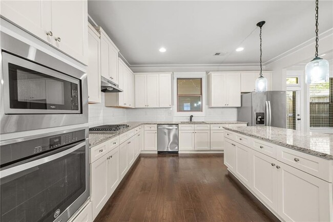 Building Photo - 2439 Muirfield Pl
