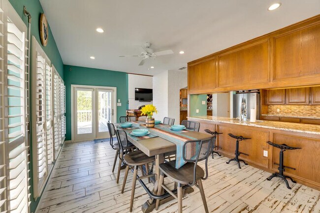 Building Photo - 15237 Isabella Ct