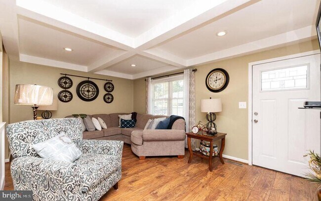 Building Photo - 609 Wingleaf Ct