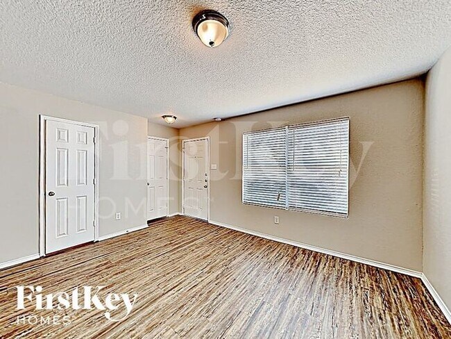 Building Photo - 3508 Aruba Ln