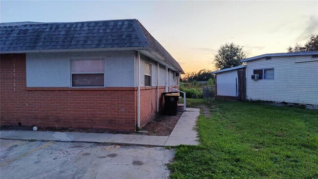 Primary Photo - 1215 Skyview Blvd