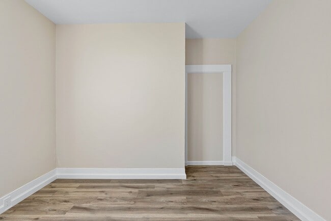 Building Photo - Welcoming 3-Bedroom, 1-Bath Single-Family Home