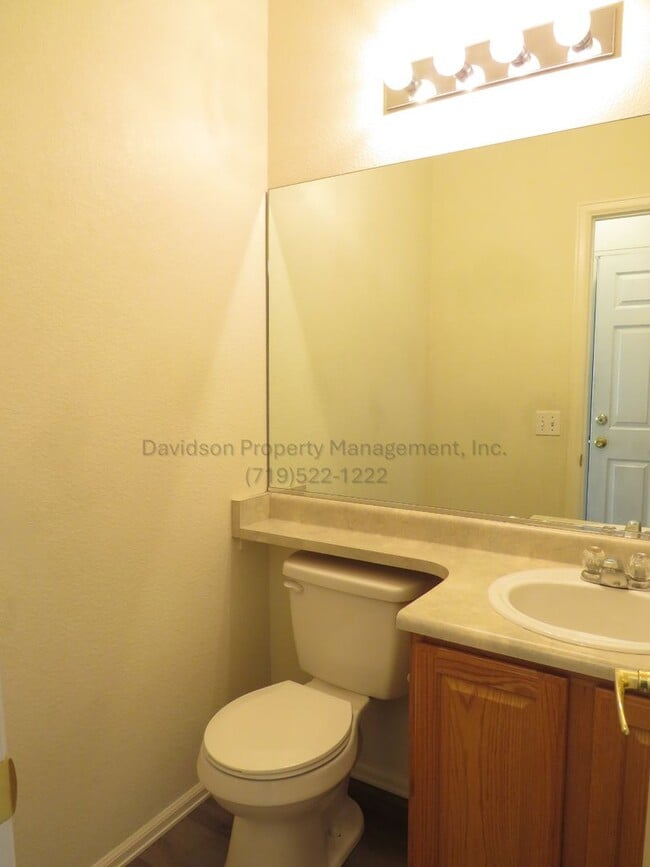 Building Photo - 6463 Jules Dr