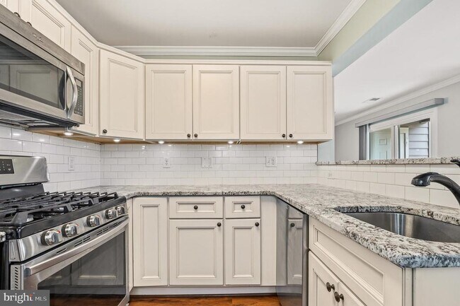 Building Photo - 9060 Gracious End Ct