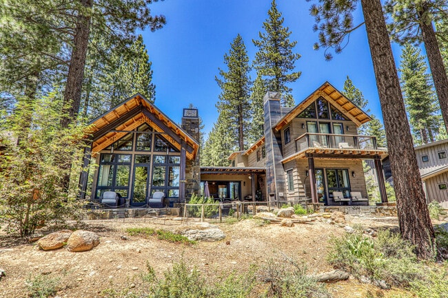 Primary Photo - 9269 Heartwood Dr
