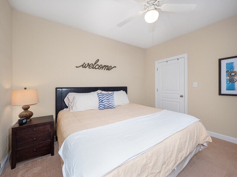 Building Photo - 2431 Brisbane Woods Way